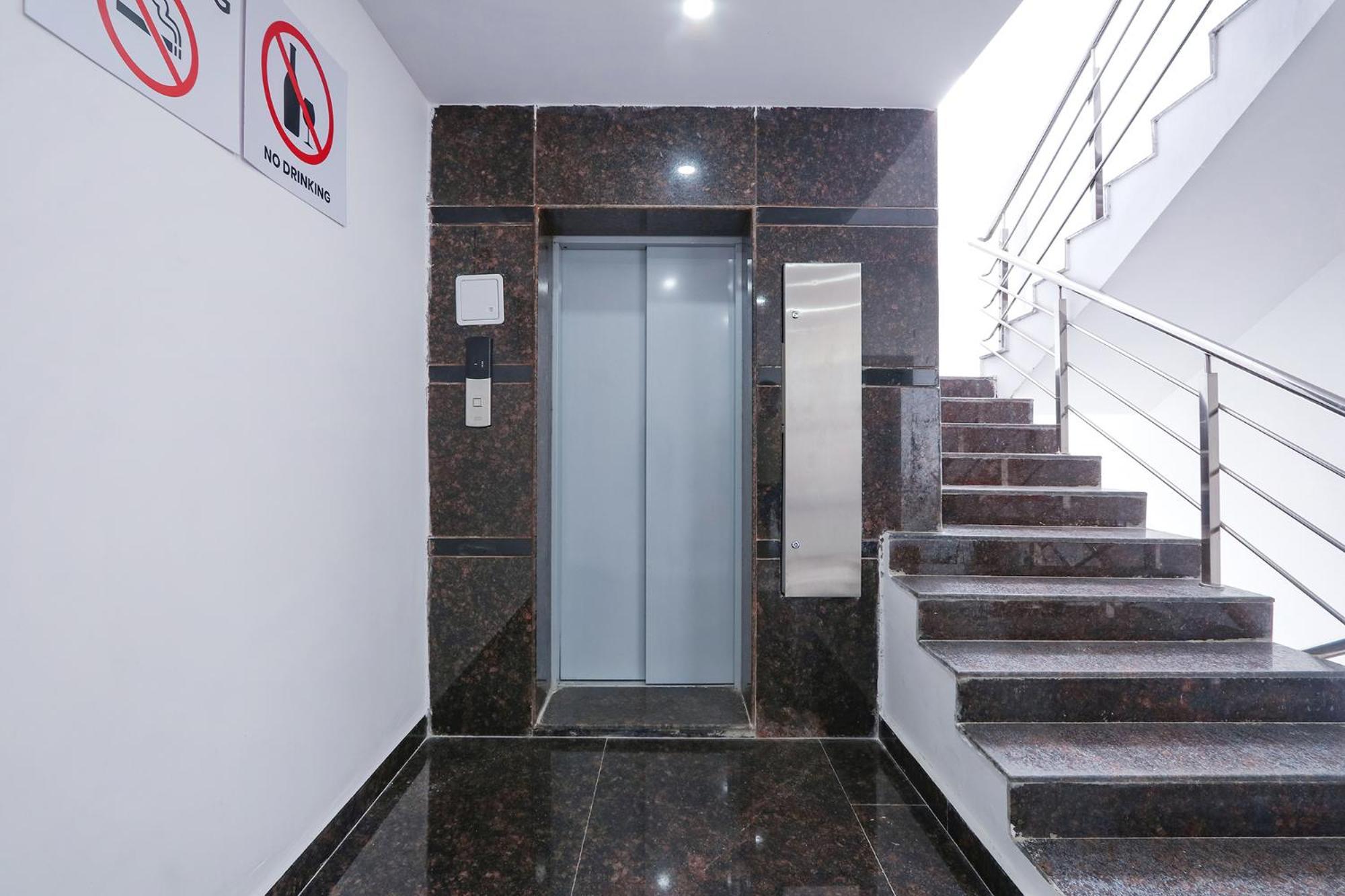 היידראבד Fabhotel Relax Inn מראה חיצוני תמונה