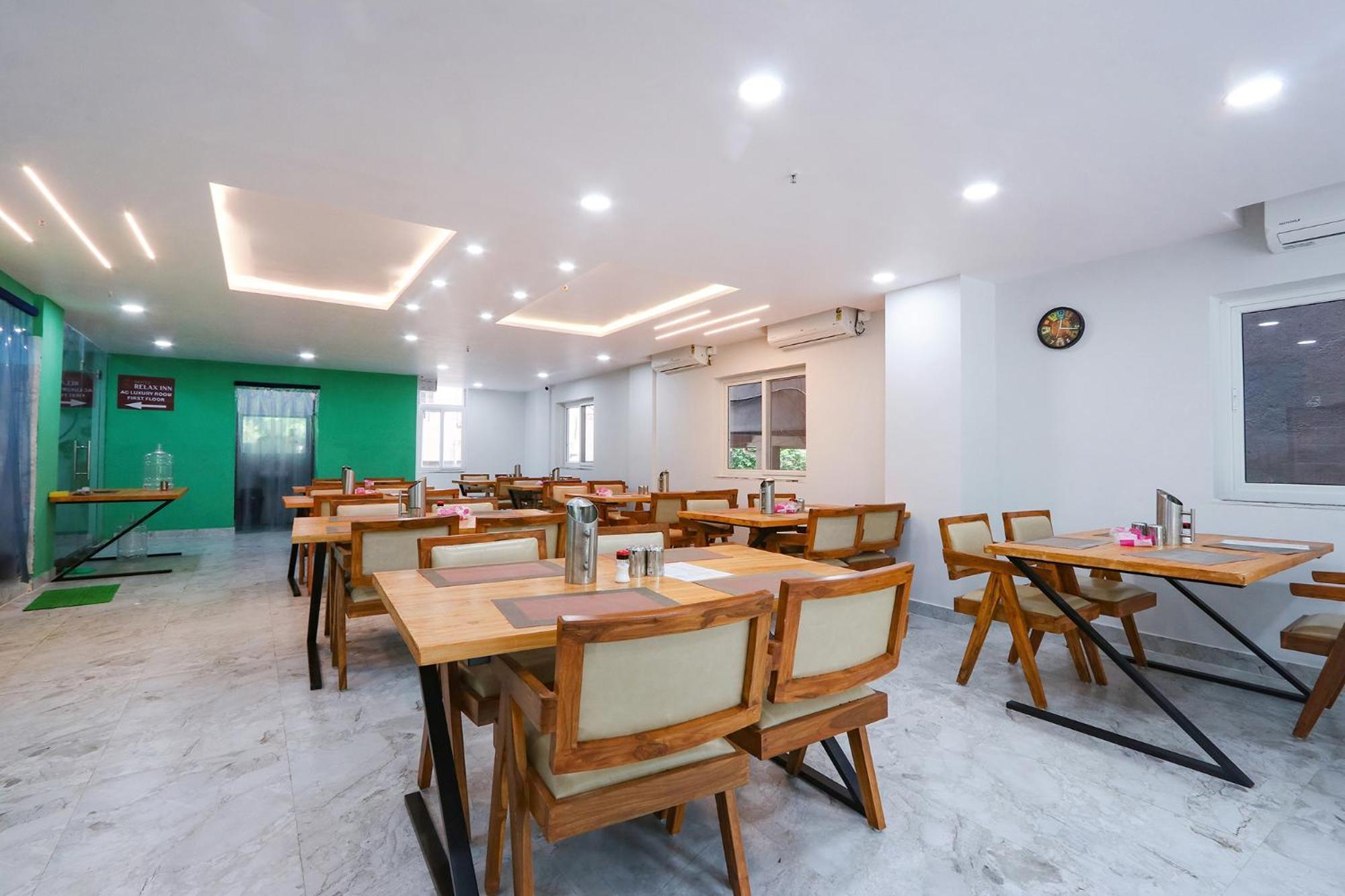 היידראבד Fabhotel Relax Inn מראה חיצוני תמונה