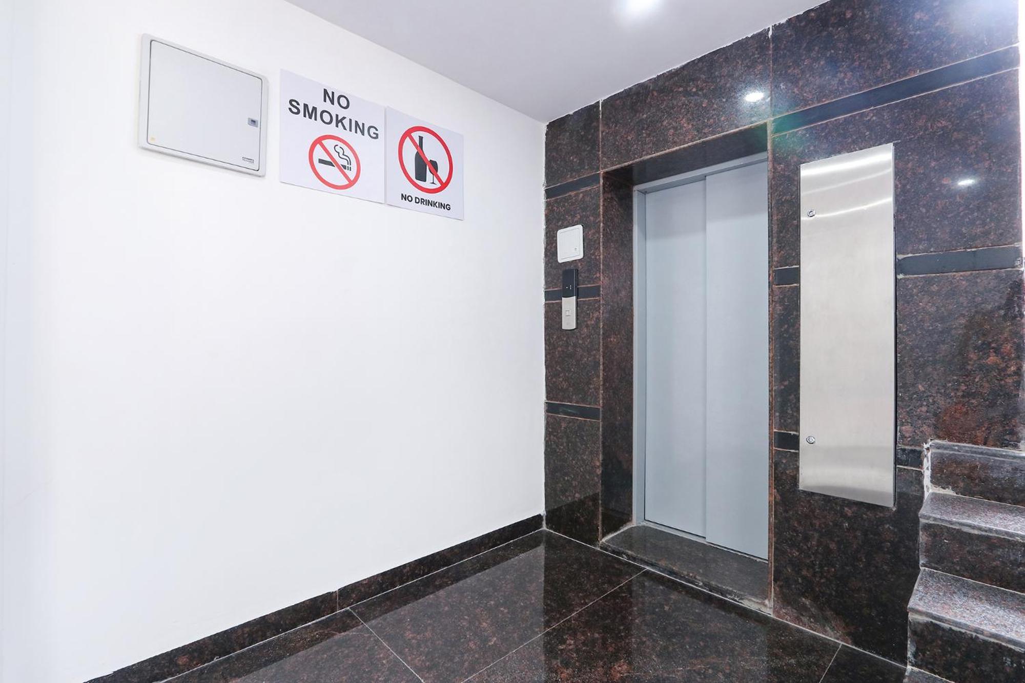 היידראבד Fabhotel Relax Inn מראה חיצוני תמונה