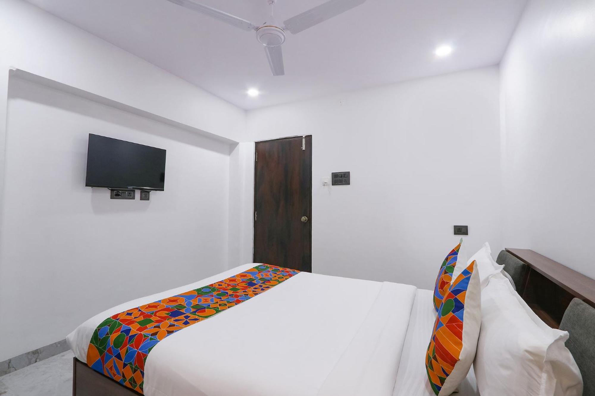 היידראבד Fabhotel Relax Inn מראה חיצוני תמונה